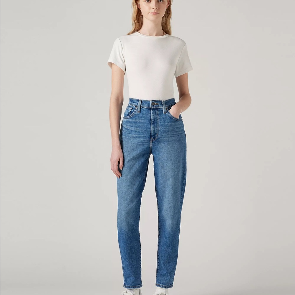 Levi's High Waisted Mom Jean, 28x29, Medium Indigo